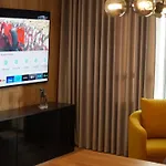 Apartment Halo 07